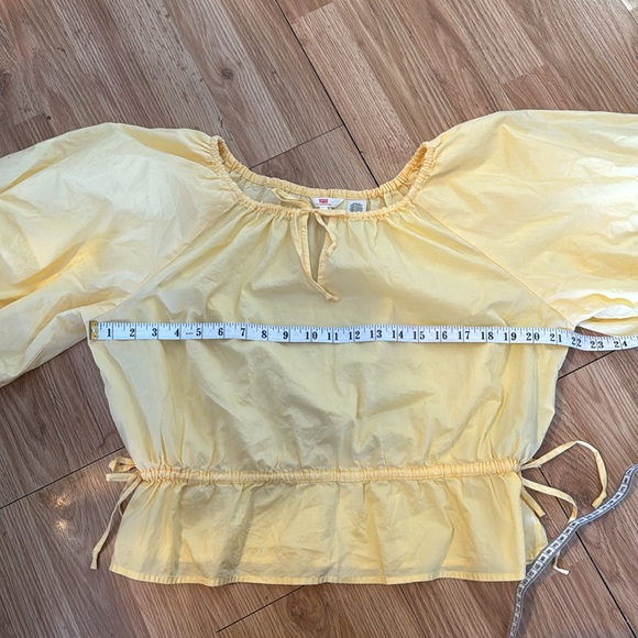 Levi's Calliope Puff Sleeve Blouse - Picture 8 of 10